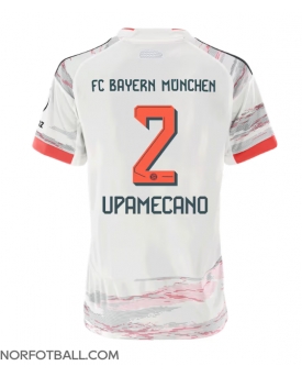 Billige Fotballdrakt Bayern Munich Dayot Upamecano #2 Replika Bortedrakt Dame 2025-26 Kortermet Billige Fotballdrakt Bayern Munich Dayot Upamecano #2 Replika Bortedrakt Dame 2025-26 Kortermet